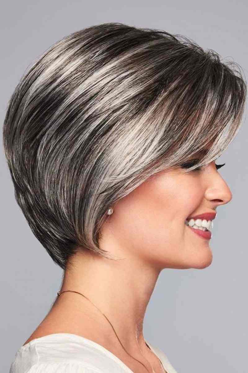 هایلایت روی موی کوتاه با زمینه تیره
